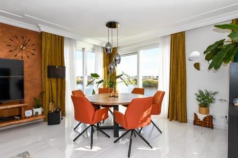 Helling 4 secondary image