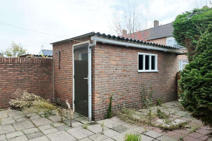 Photo 40 of Pieter de Hooghstraat 17