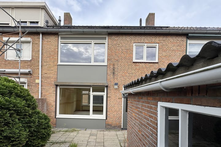 Photo 43 of Pieter de Hooghstraat 17