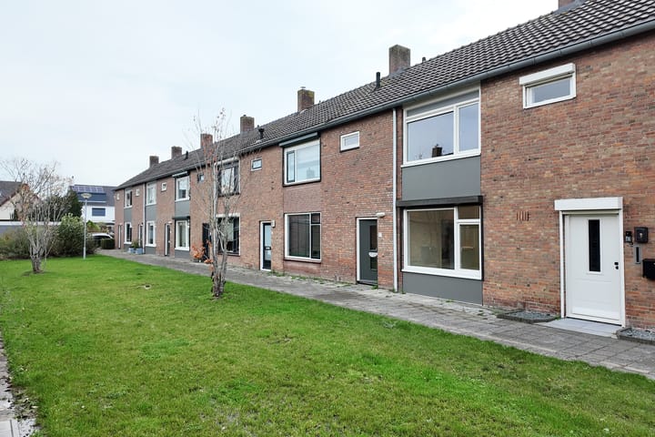 Photo 46 of Pieter de Hooghstraat 17