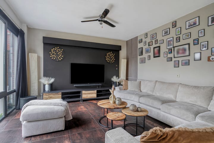 Photo 15 of Jol 33 43