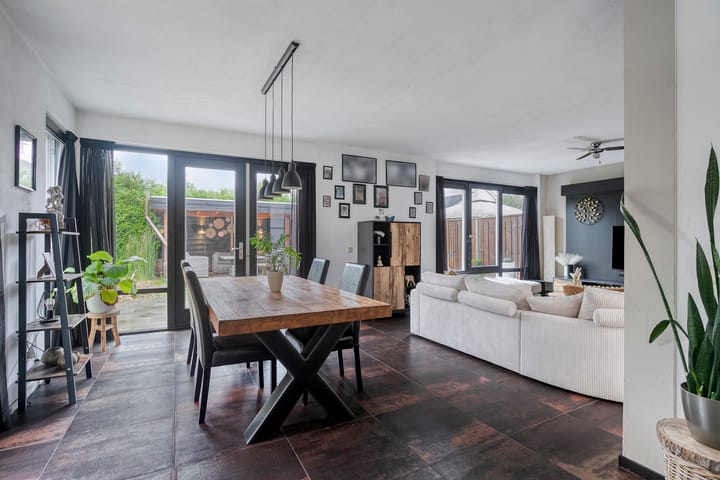 Photo 16 of Jol 33 43