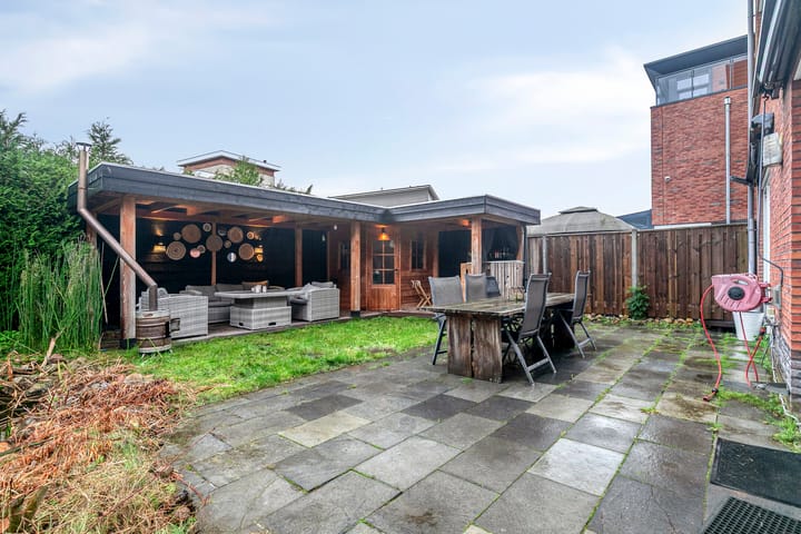 Photo 46 of Jol 33 43