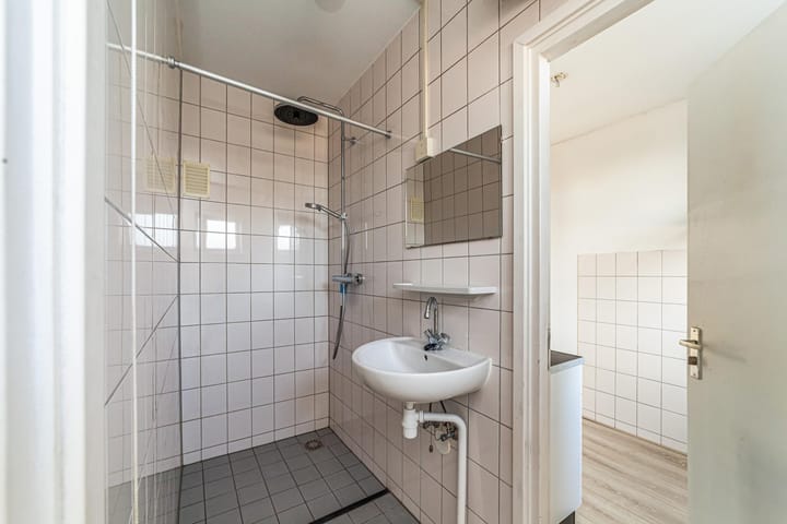 Photo 22 of Valeriusstraat 182