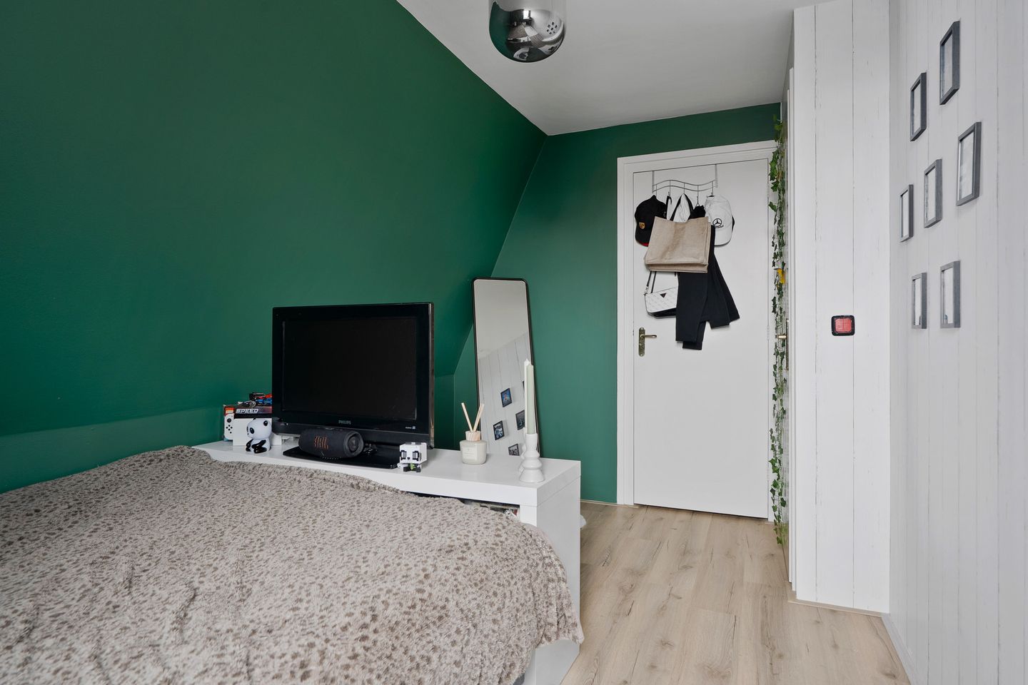 Foto 34 van Polle 44