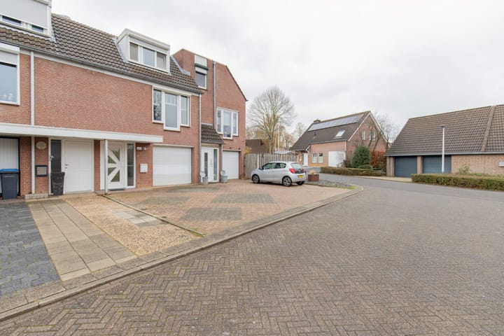 Foto 3 van Delstraat 4