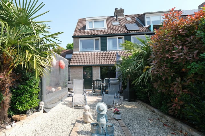 Photo 25 of Witte de Withstraat 27