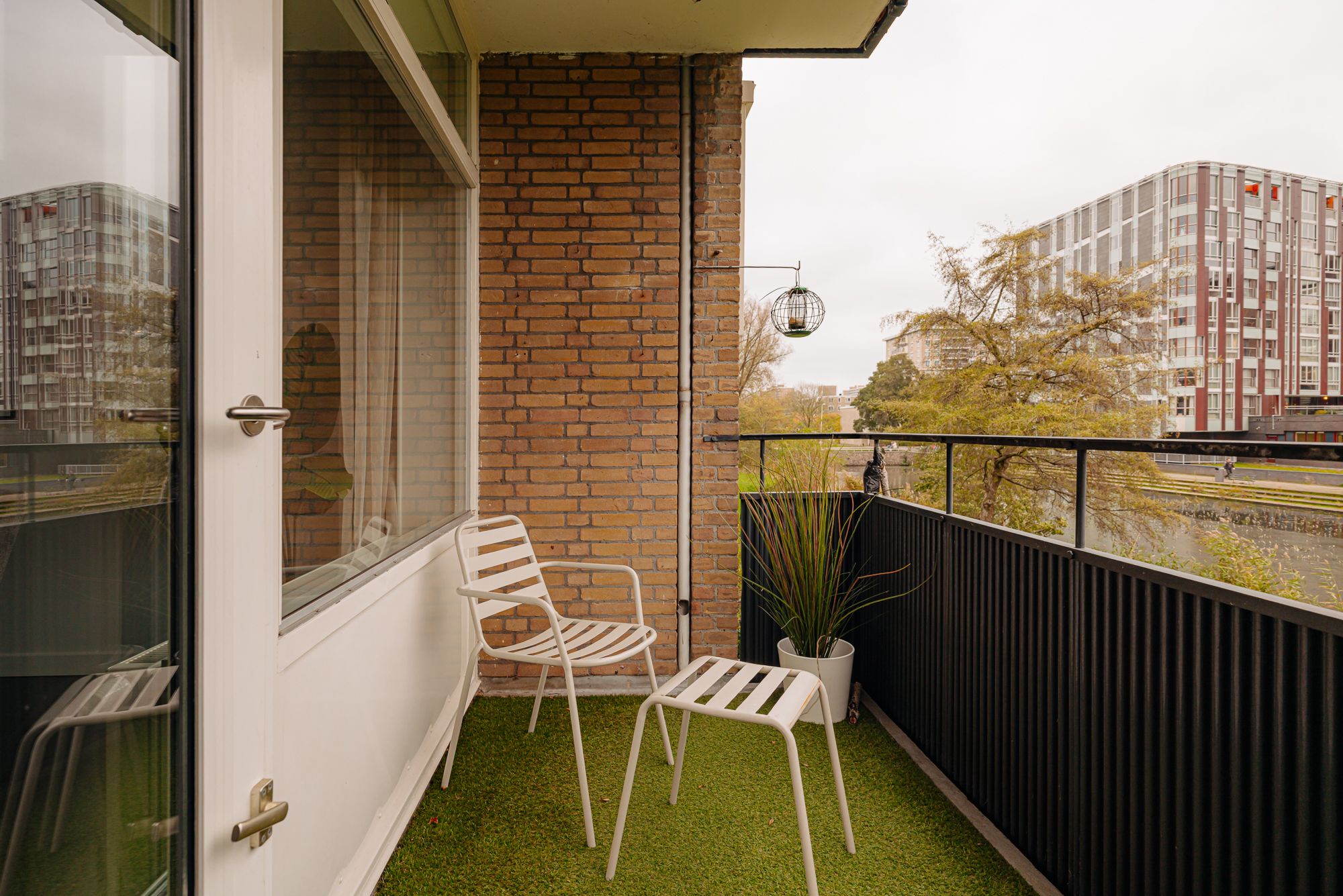 Photo 15 of Frieslandstraat 75