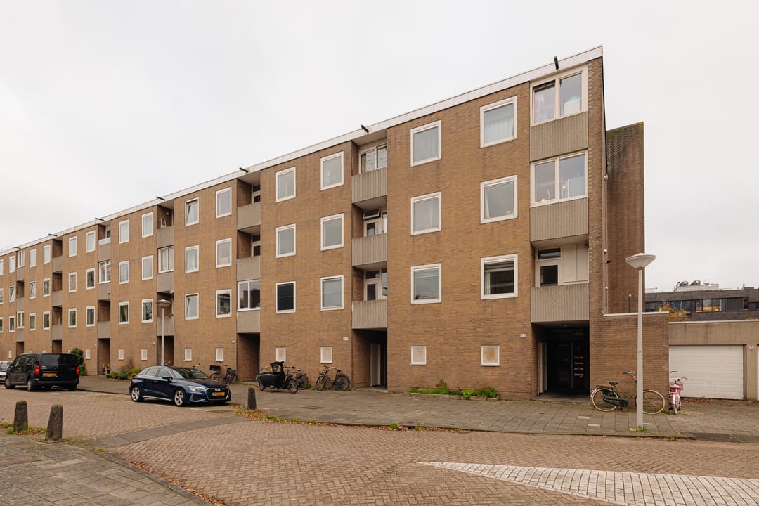 Photo 22 of Frieslandstraat 75