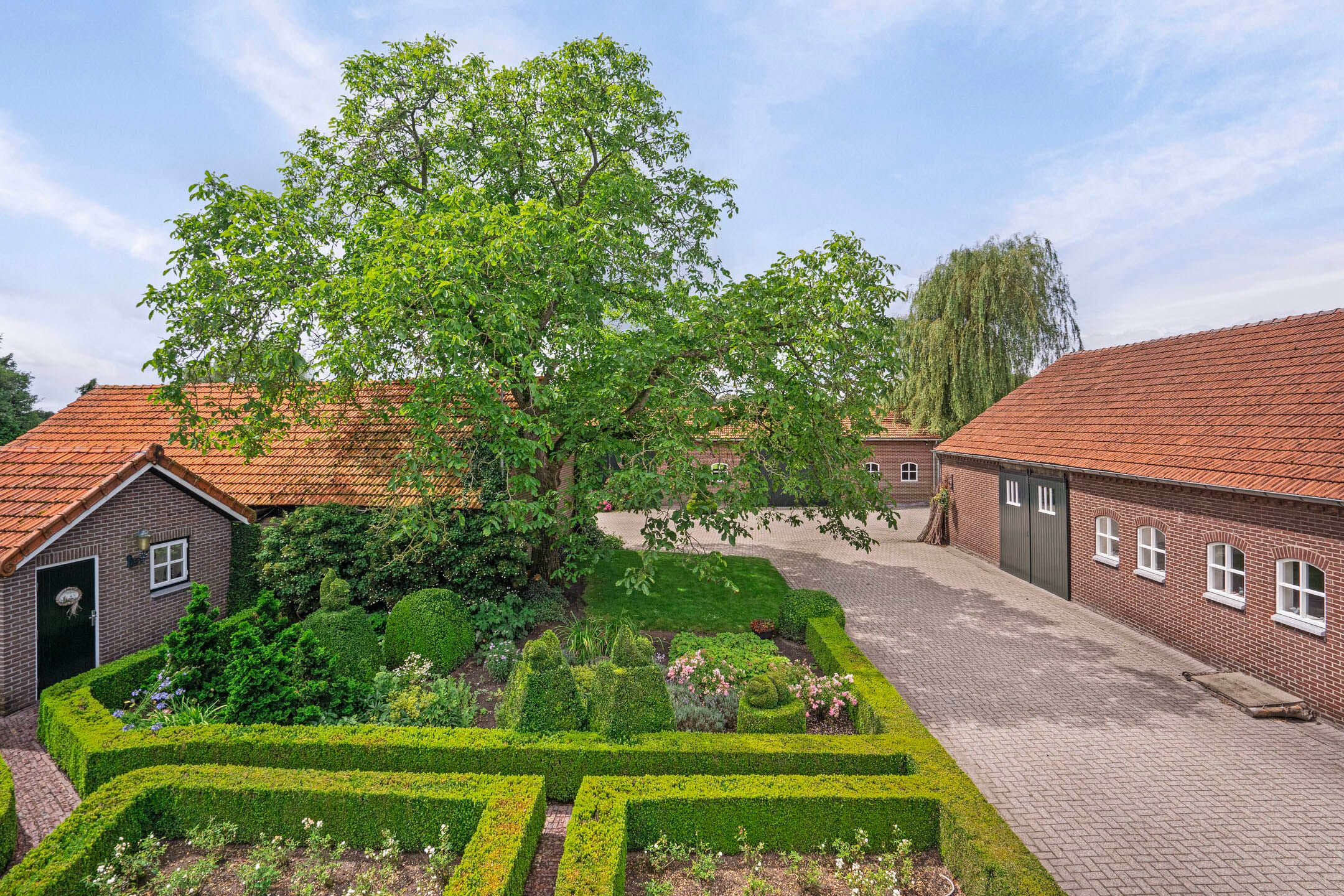 Photo 33 of Tungeler Dorpsstraat 8