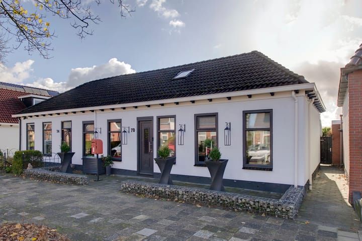 Photo 1 of Middenstraat 70