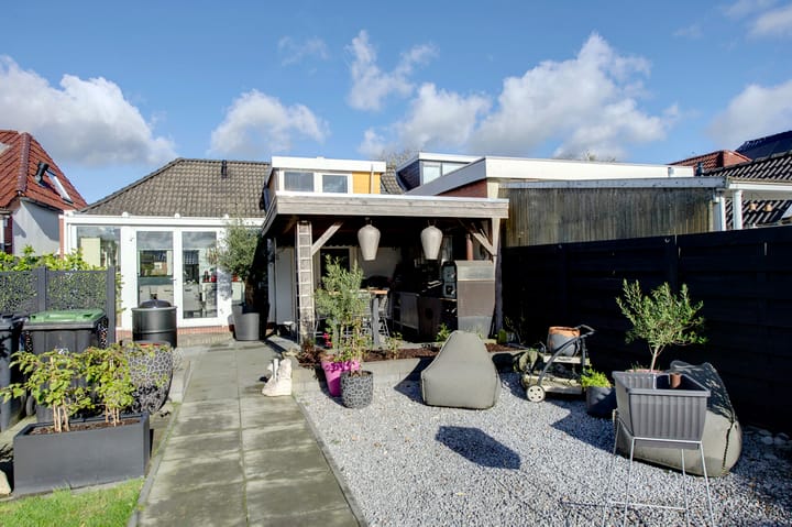 Photo 10 of Middenstraat 70