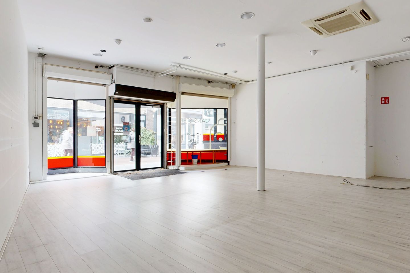 Bekijk foto 3 van Voorstraat 13-15