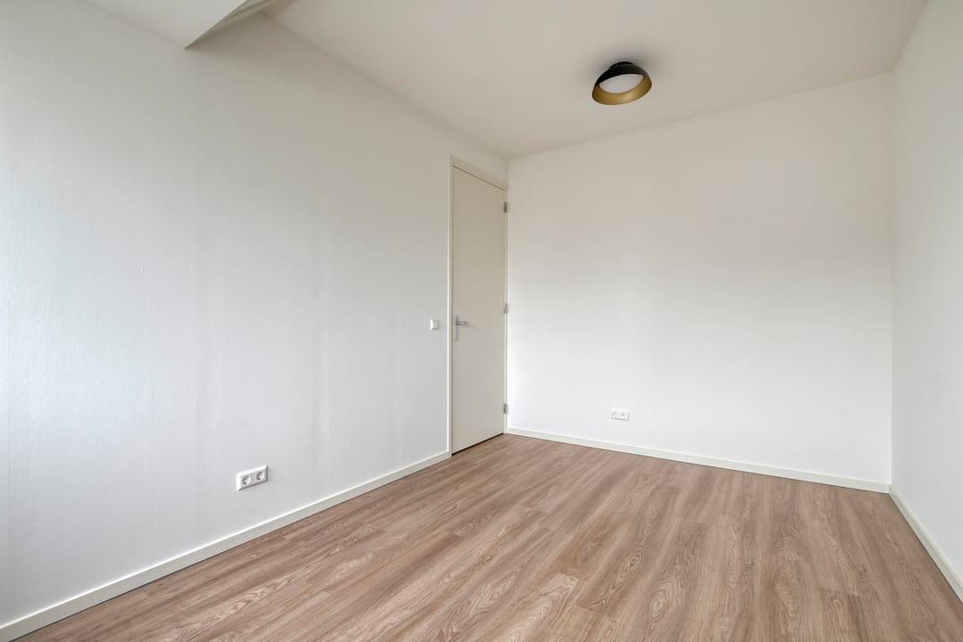 Photo 23 of Weldam 1