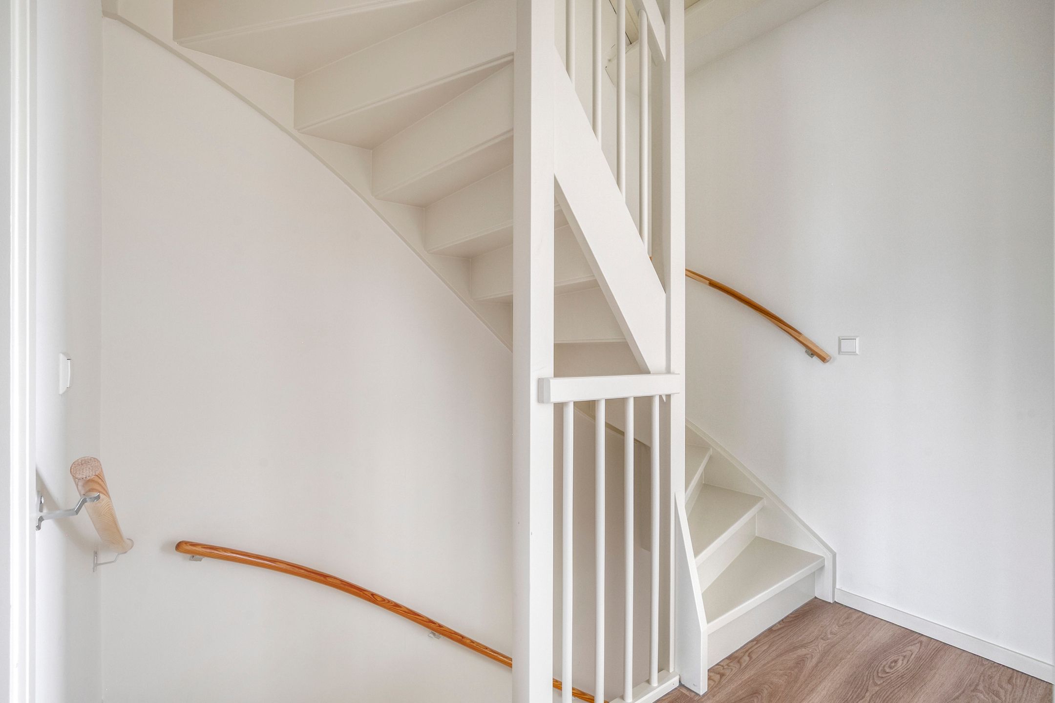 Photo 27 of Weldam 1