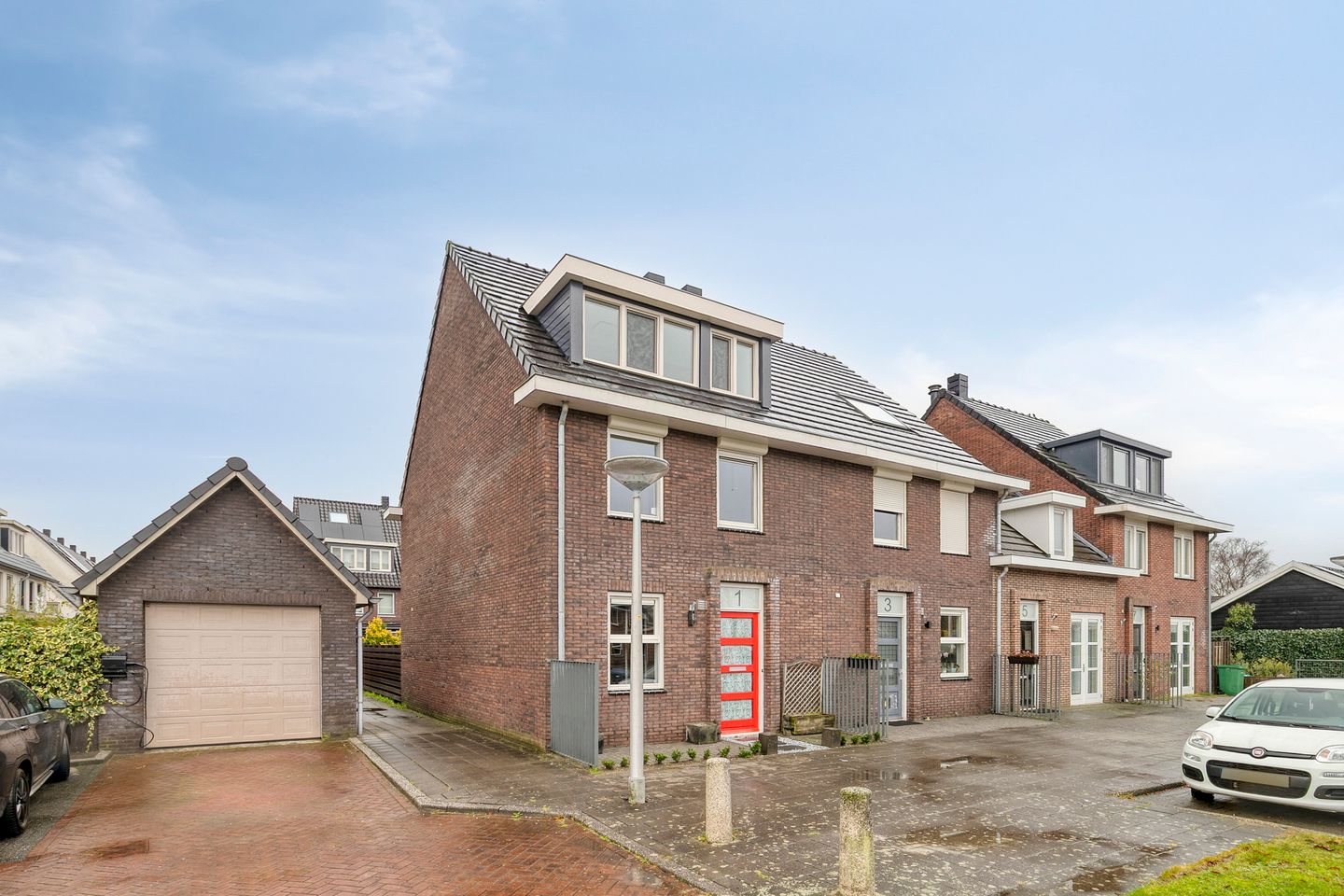 Photo 29 of Weldam 1