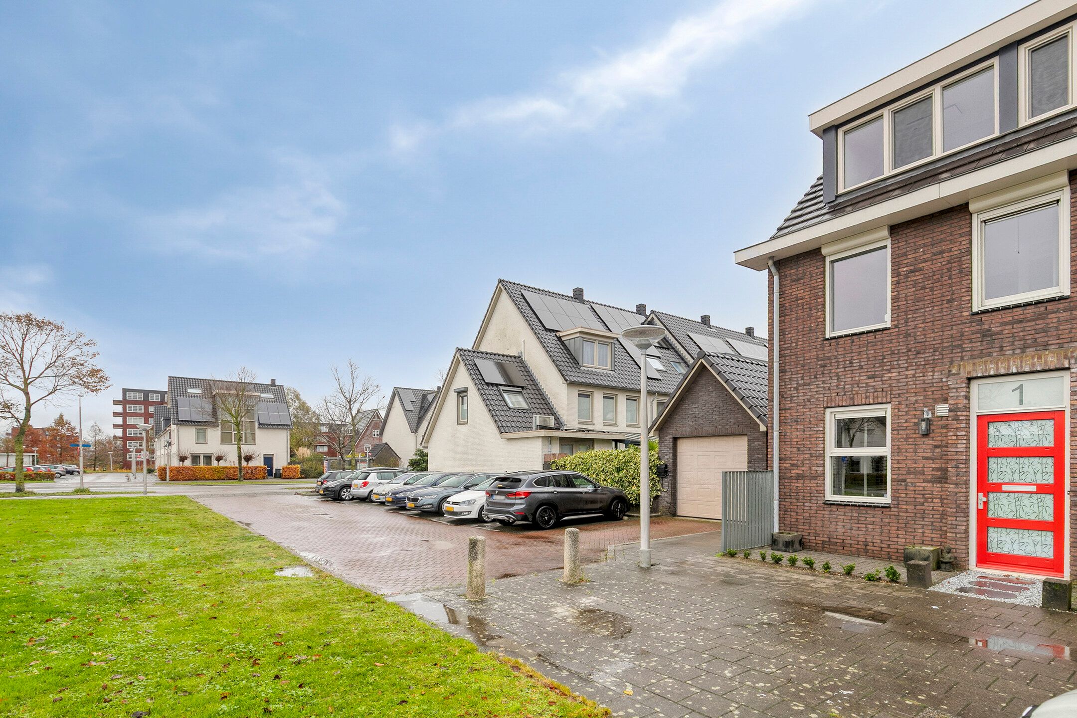 Photo 30 of Weldam 1