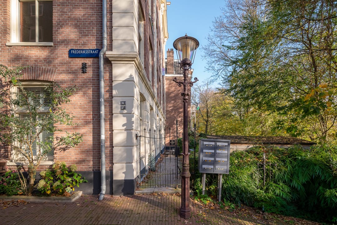 Foto 31 van Frederiksstraat 37-3