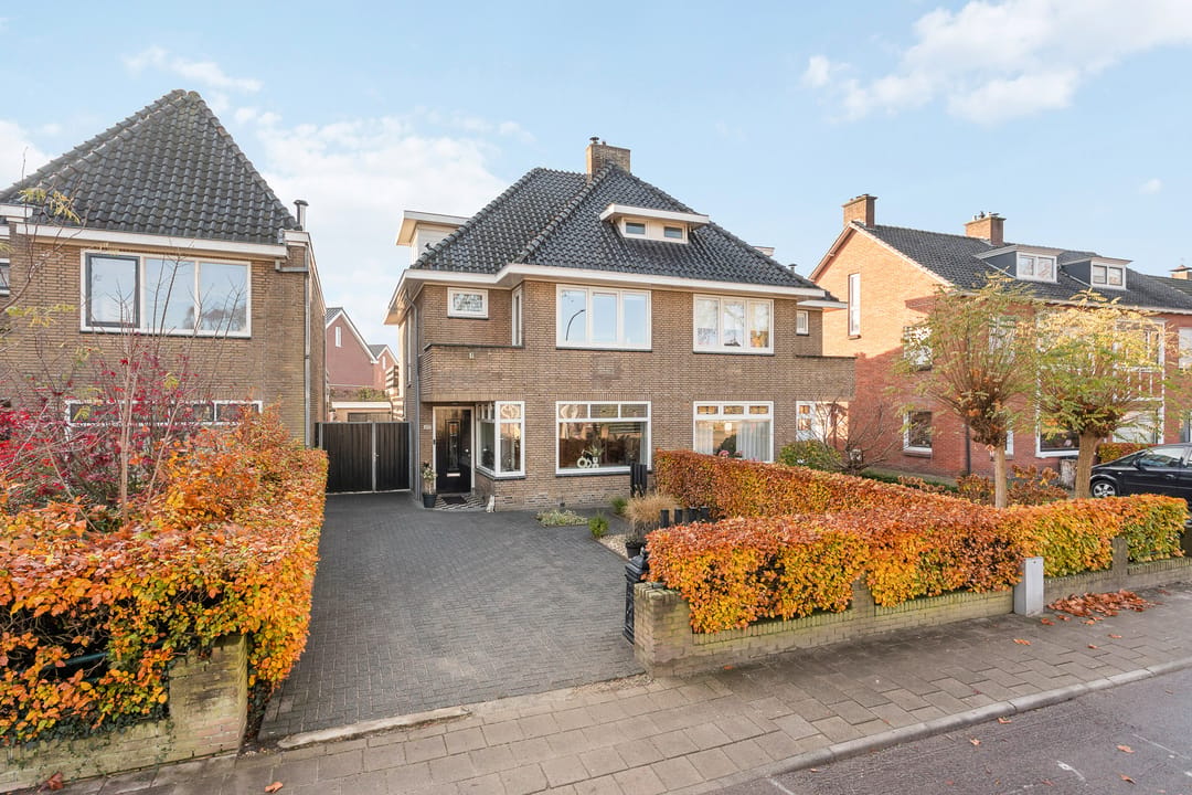 Photo 1 of Bornsestraat 237