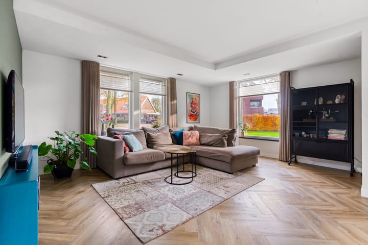 Photo 8 of Pastoor van der Kampstraat 1