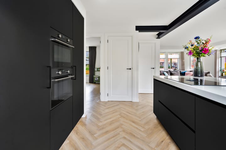 Photo 18 of Pastoor van der Kampstraat 1