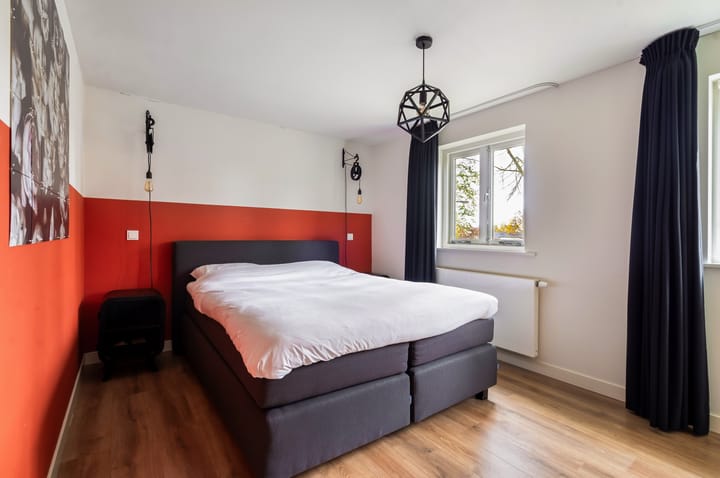 Photo 27 of Pastoor van der Kampstraat 1