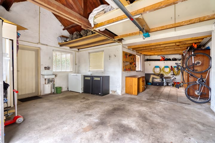 Photo 39 of Pastoor van der Kampstraat 1