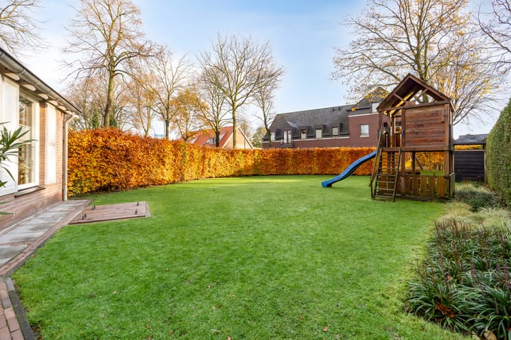 Photo 41 of Pastoor van der Kampstraat 1