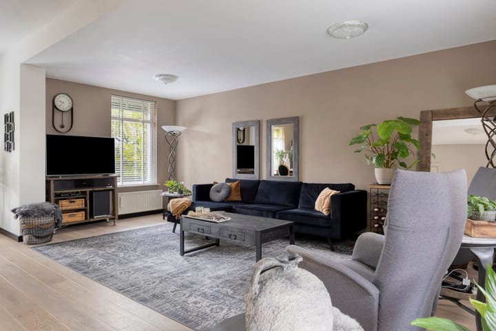 Foto 12 van Houtse Parallelweg 115