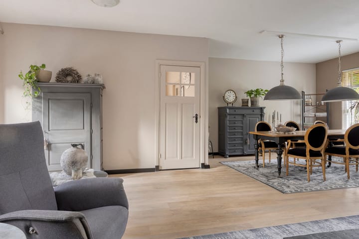 Foto 15 van Houtse Parallelweg 115