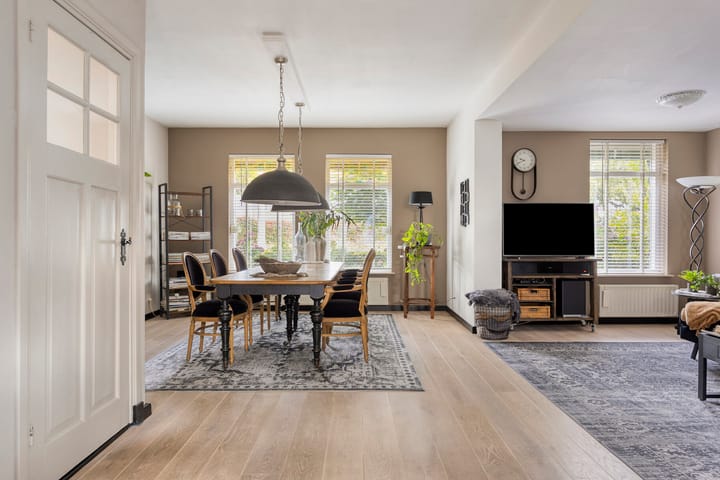 Foto 21 van Houtse Parallelweg 115