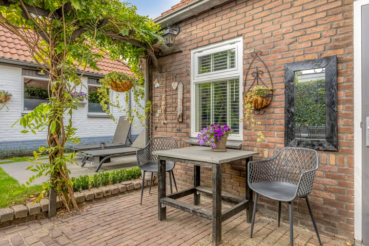 Foto 49 van Houtse Parallelweg 115