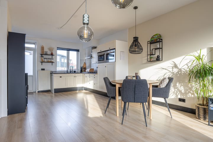 Foto 9 van Willem Barendszstraat 15-A