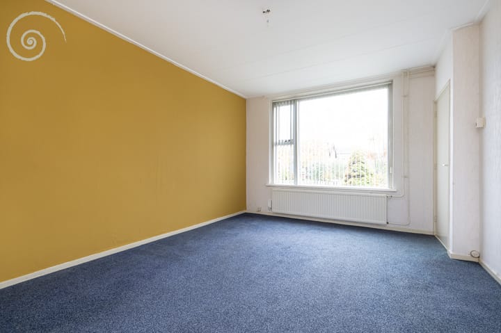 Photo 8 of Emmastraat 19