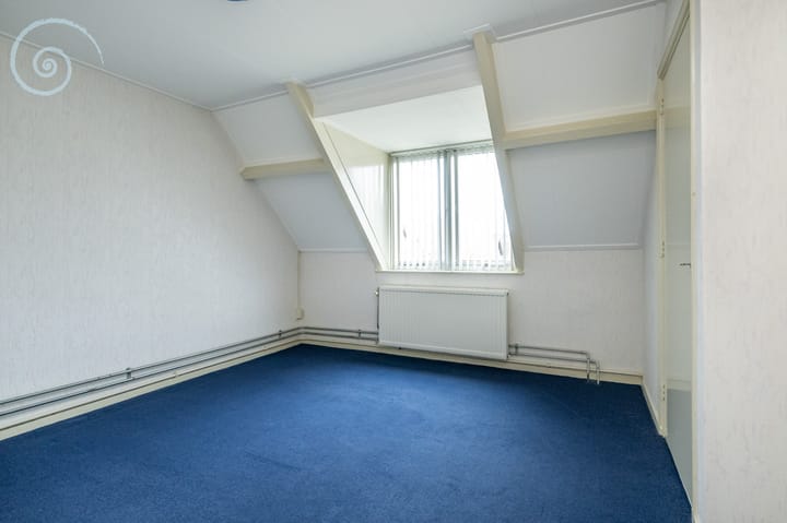 Photo 15 of Emmastraat 19