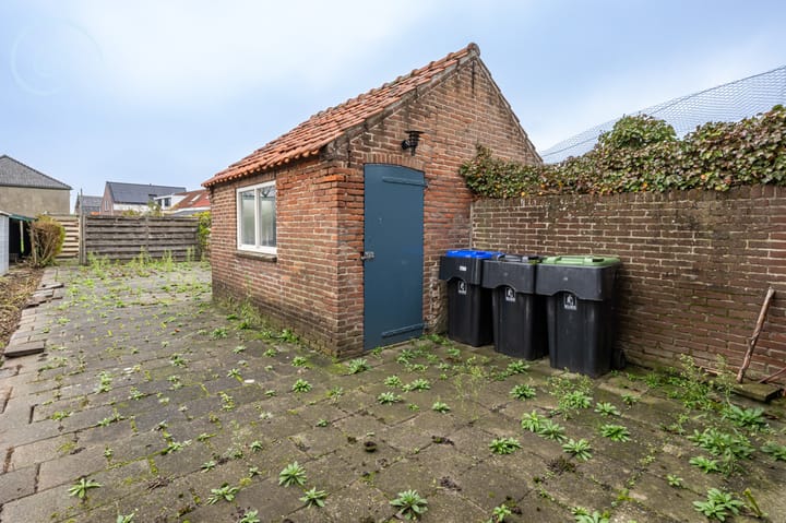 Photo 24 of Emmastraat 19