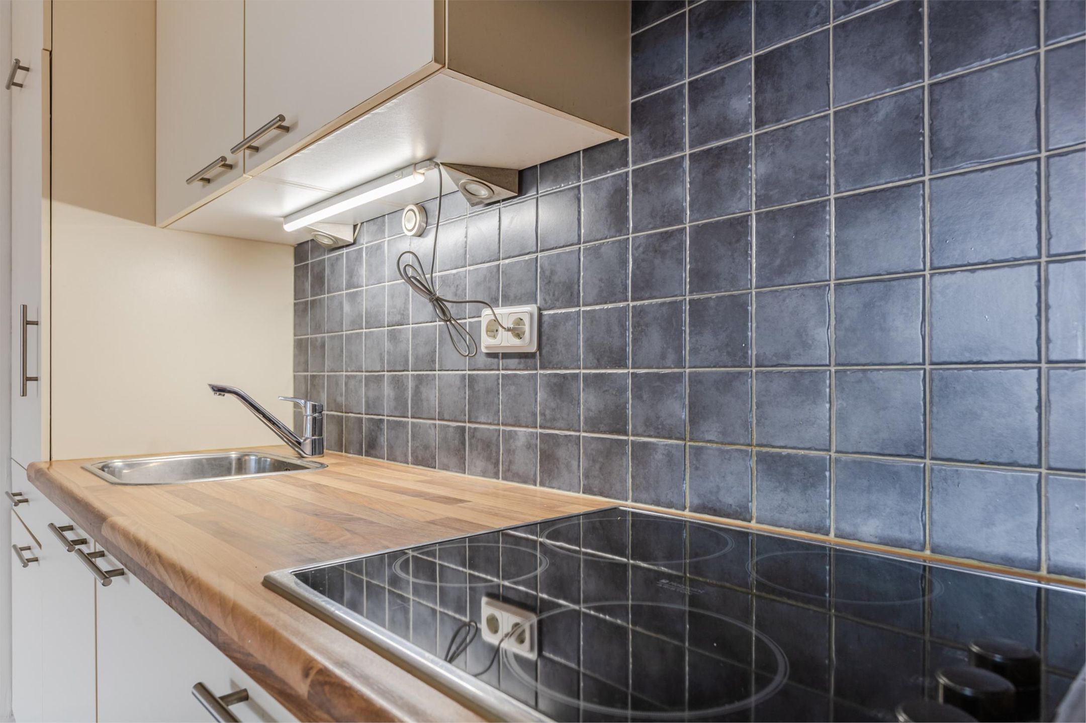 Photo 9 of Heulstraat 16