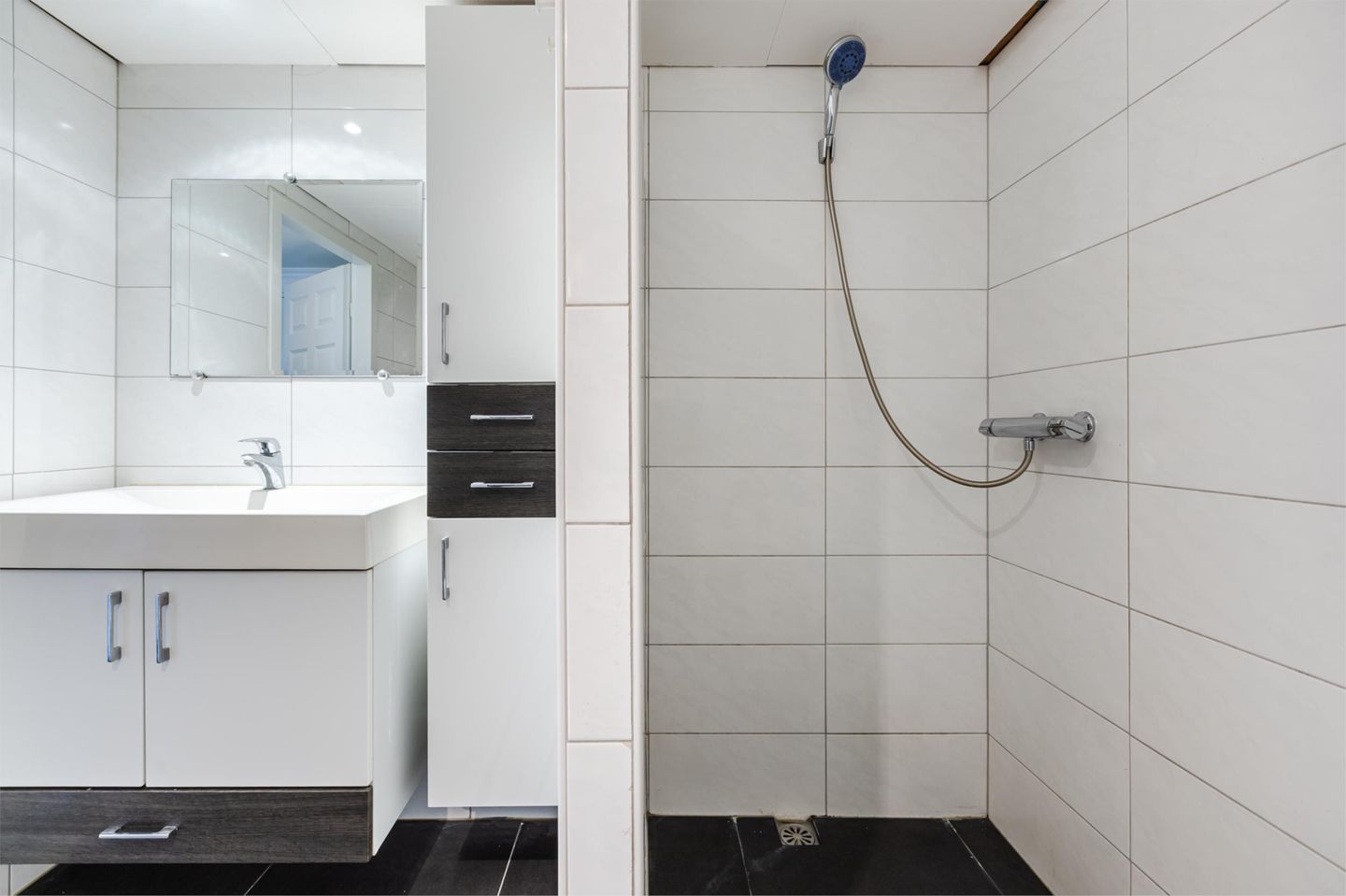 Photo 14 of Heulstraat 16