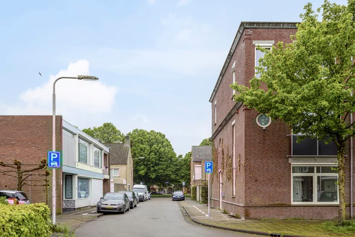 Foto 10 van Burgemeester van de Mortelstraat 23-B