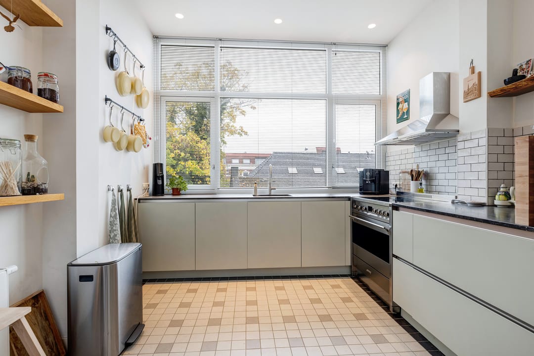 Photo 16 of Spoorsingel 38-A02