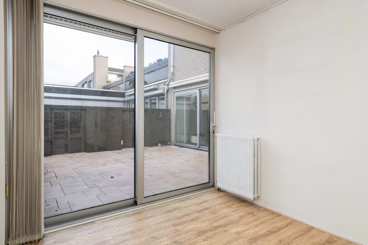 Photo 14 of Lelieveld 63