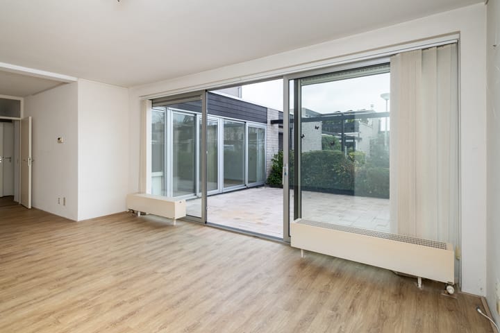 Photo 21 of Lelieveld 63