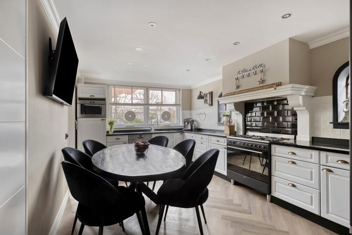 Photo 3 of Prins Bernhardstraat 18