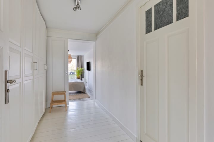 Foto 23 van Generaal Maczekstraat 110