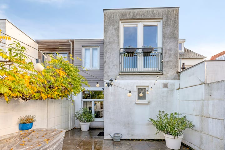 Foto 31 van Generaal Maczekstraat 110