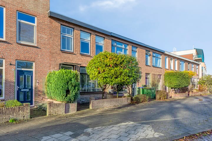 Foto 32 van Generaal Maczekstraat 110