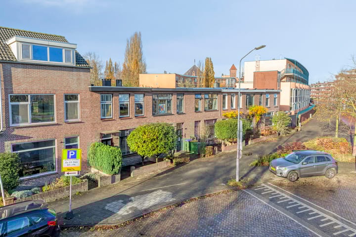 Foto 33 van Generaal Maczekstraat 110