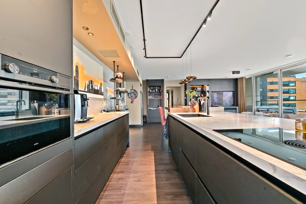 Foto 11 van Houtlaan 241