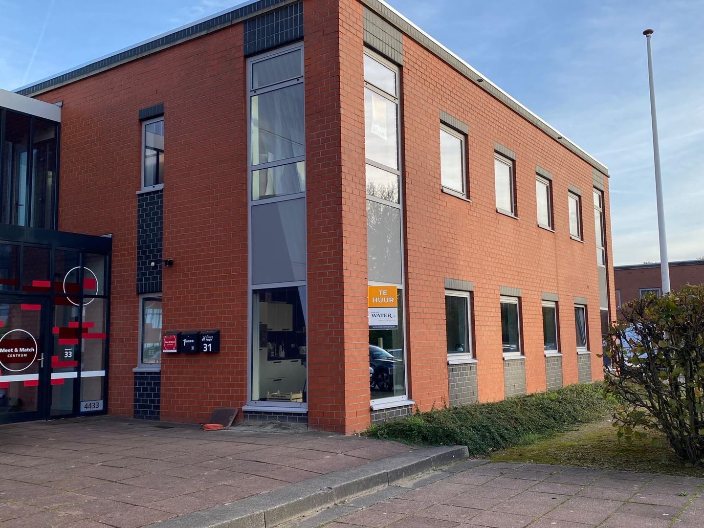 Bekijk foto 3 van Voorerf 33