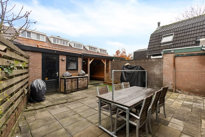 Photo 28 of Zuiderstraat 6